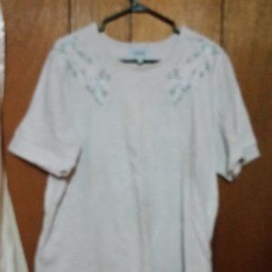 ladies T-shirt, X large, Casual Elements, light grey with floral patterns